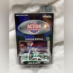 Action Darrell Waltrip #17 1997 Monte Carlo Parts America 1:64 Diecast Car NIP